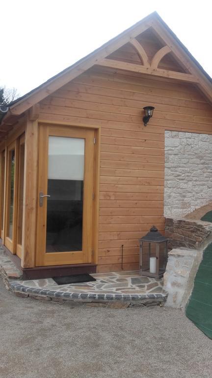 Les Hotes Du Lac, Chambres Et Tables D'Hotes Mandailles  Dış mekan fotoğraf