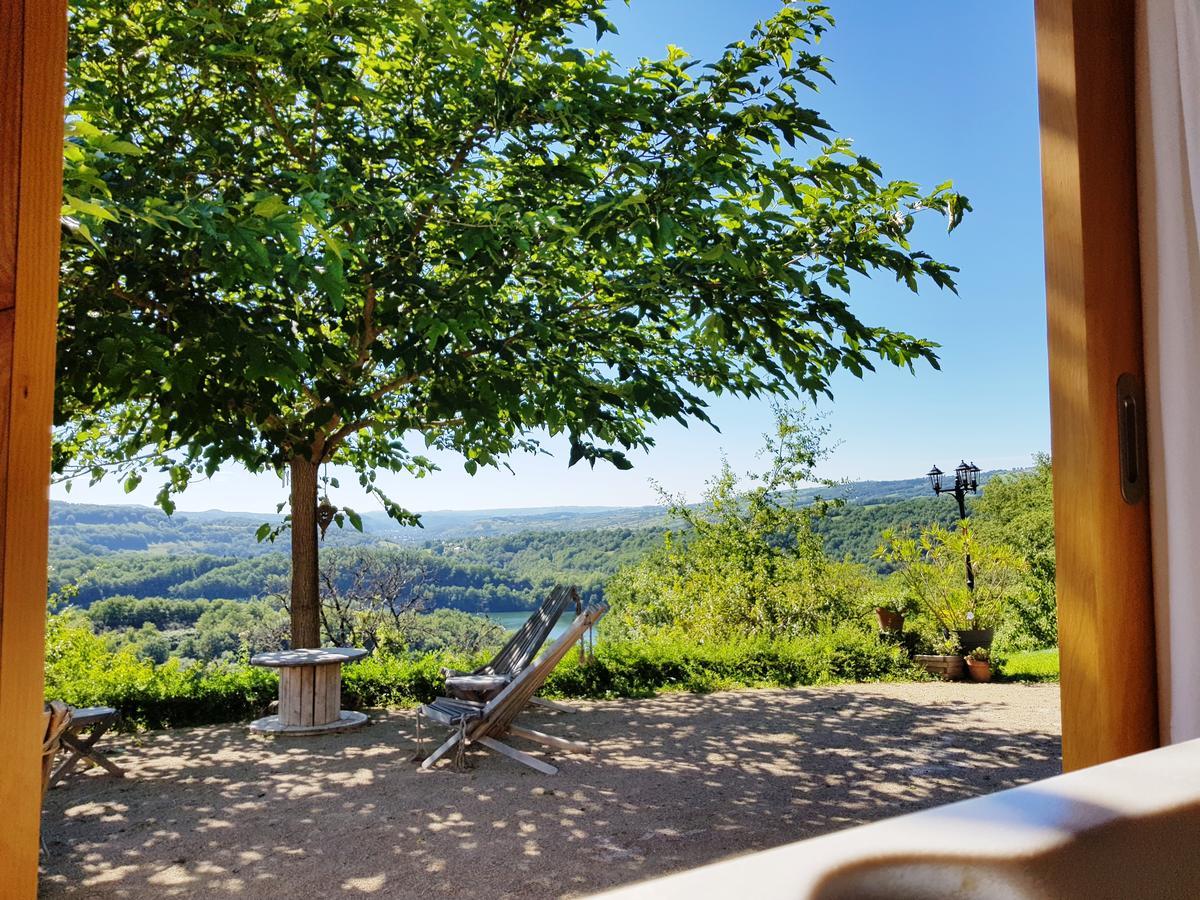 Les Hotes Du Lac, Chambres Et Tables D'Hotes Mandailles  Dış mekan fotoğraf